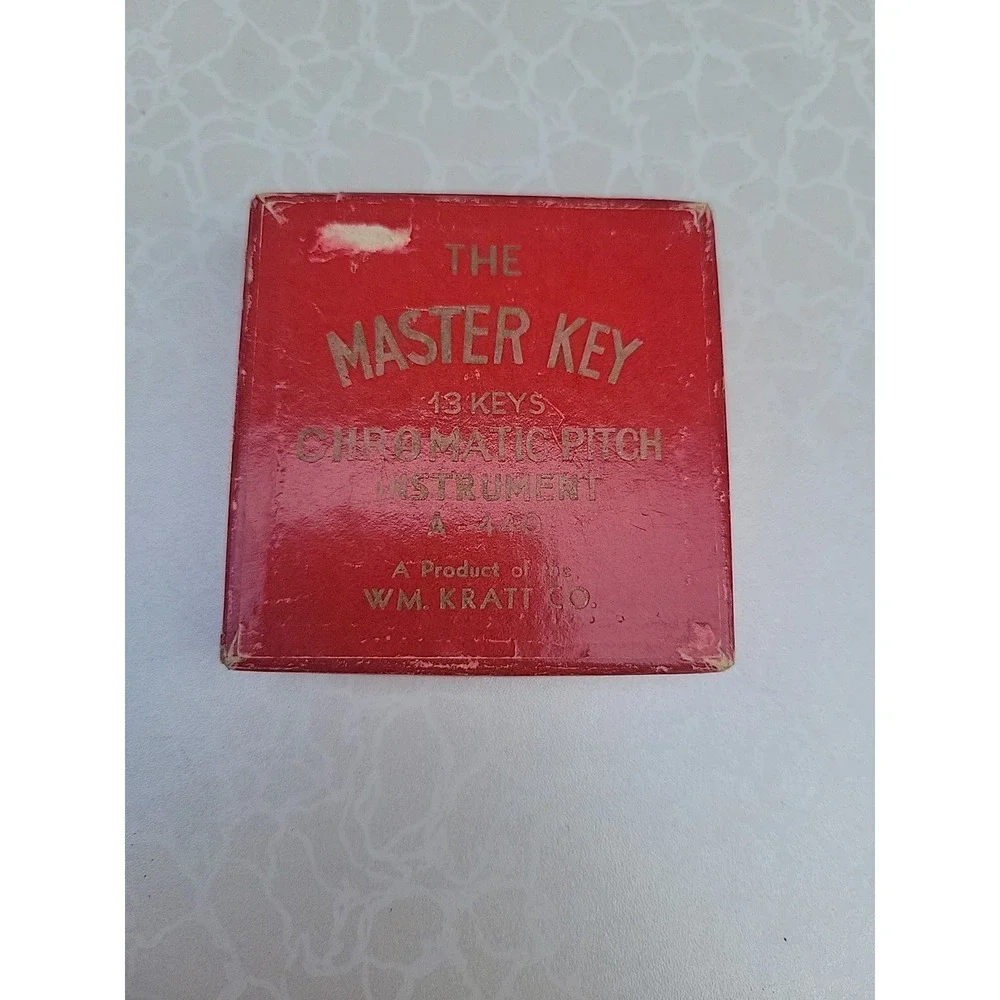 VTG The Master Key Chromatic Pitch Pipe Instrument Wm KRATT Co A-440 13 KEYS